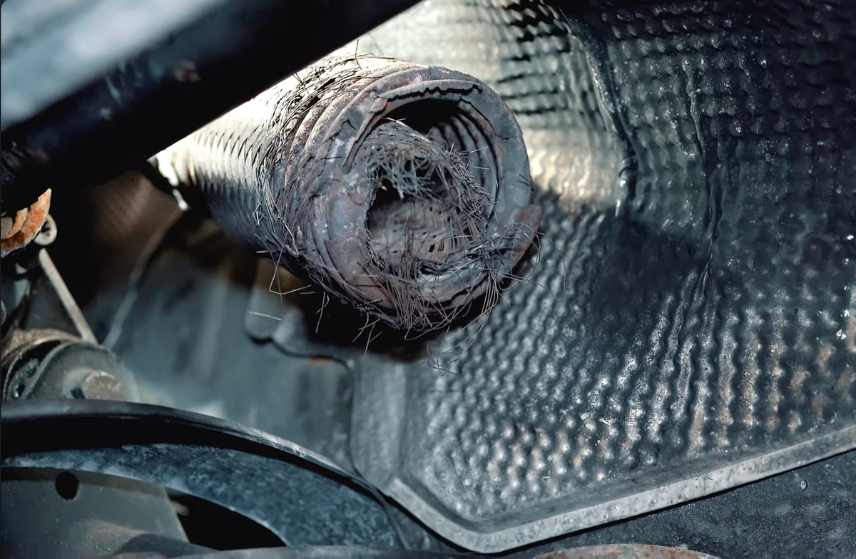 Porsche Cayenne 3.6L Flex Pipe Replacement Service